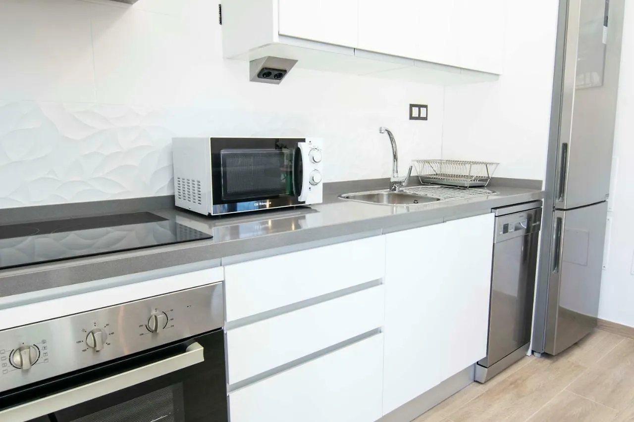 Letmalaga Carlos Haya Apartment 0*, Malaga