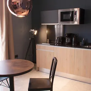 Nono By Charming Apartment Málaga